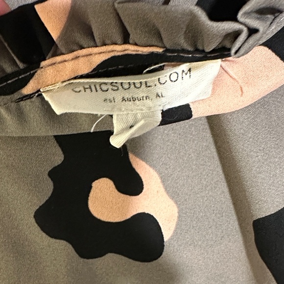 Leopard Print Sleeveless Top - Picture 2 of 3